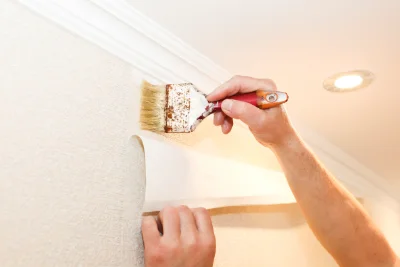 Pose de papier peint à Cressanges — revêtements muraux et toiles de verre